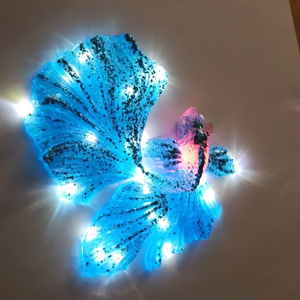 Resin beta fish - Picture 2 of 4